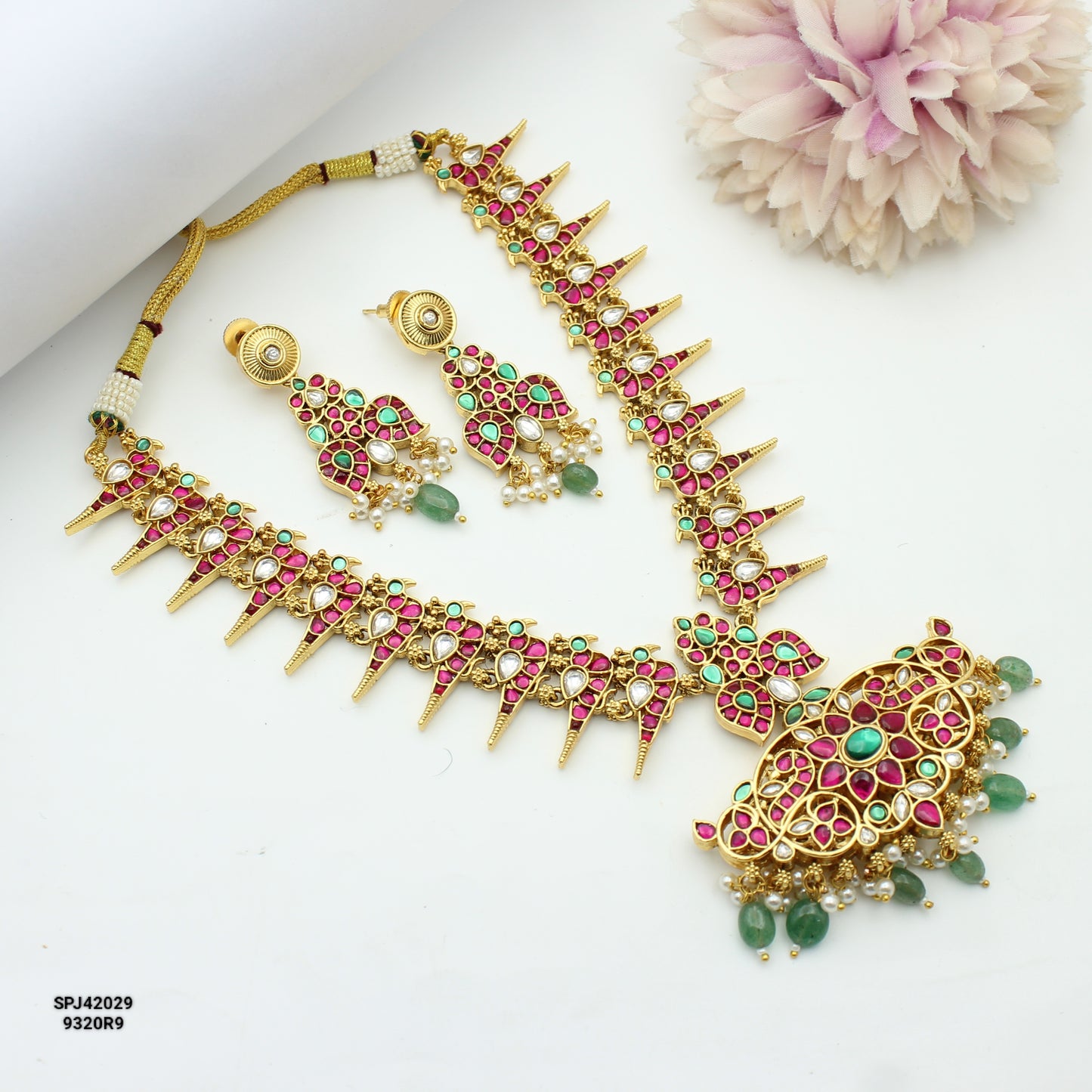 Jadau 2 In 1 Peacock Short Necklace