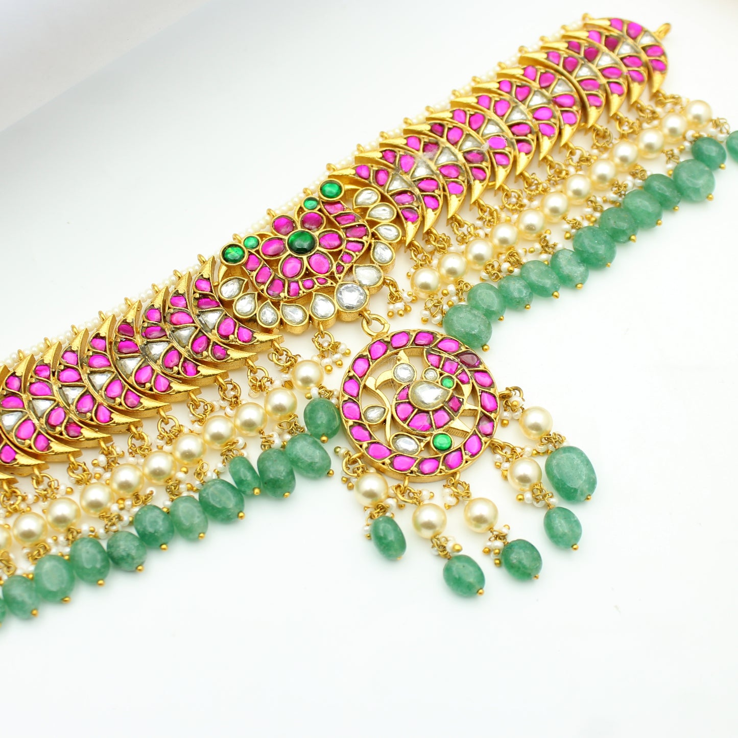 Jadav Flexible Choker