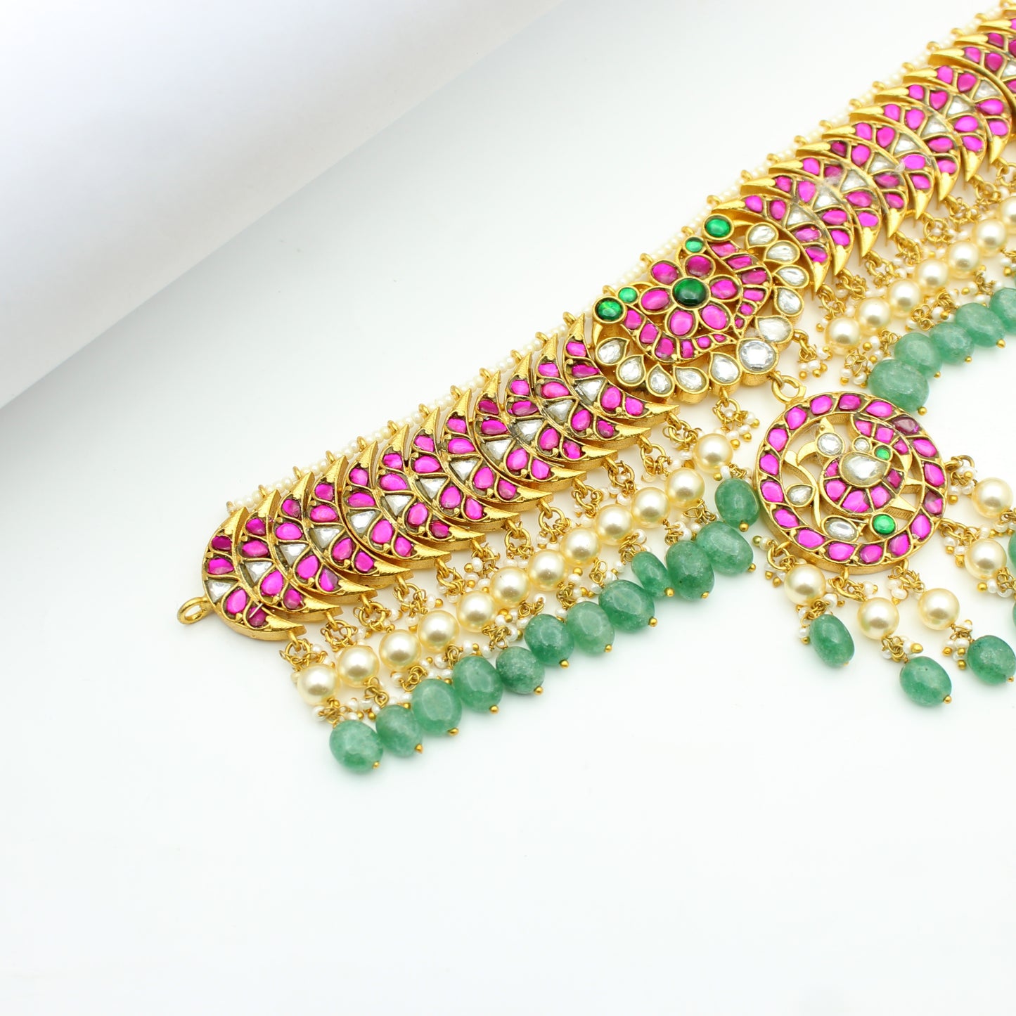 Jadav Flexible Choker
