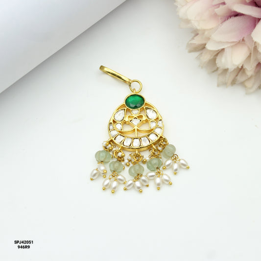 Jadau Maangtikka White With Green Stone