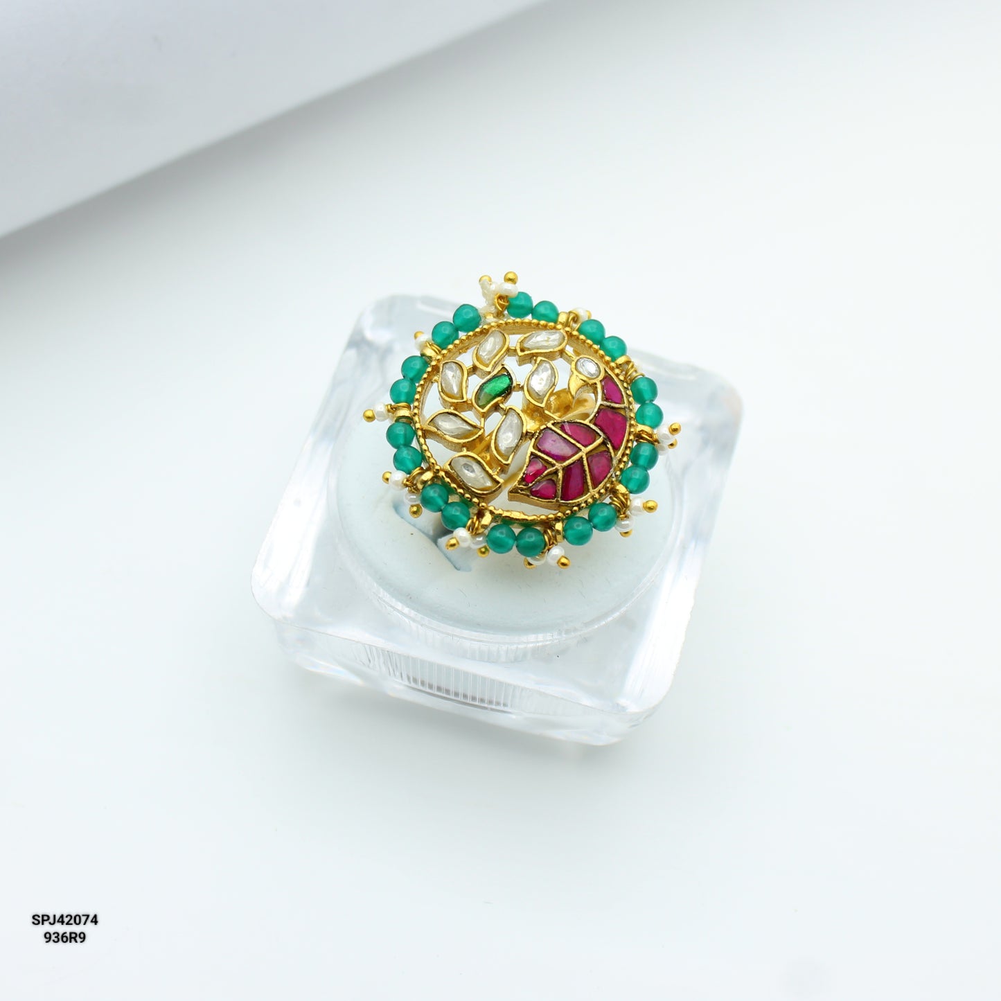 Jadau Finger Ring