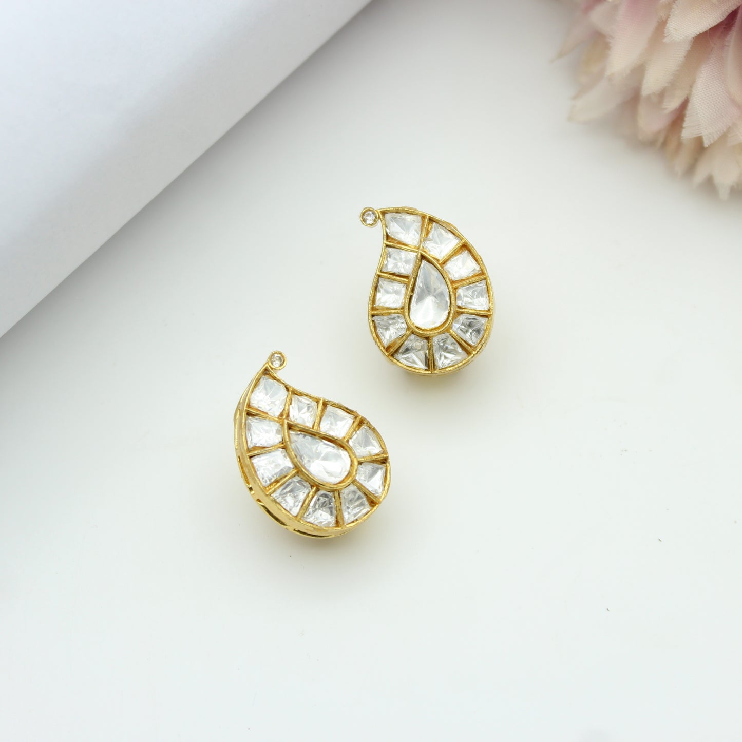 Jadau Moissanite Mango White Studs