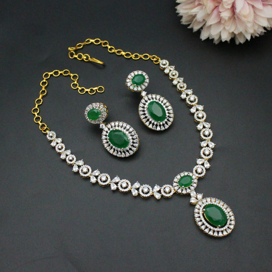 41517 GJ Fancy Short Necklace Green