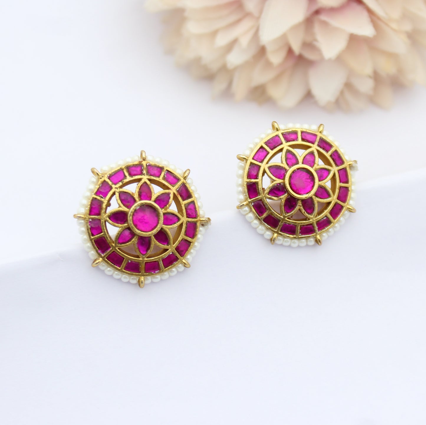 Jadau Flower Red Studs Screw Back