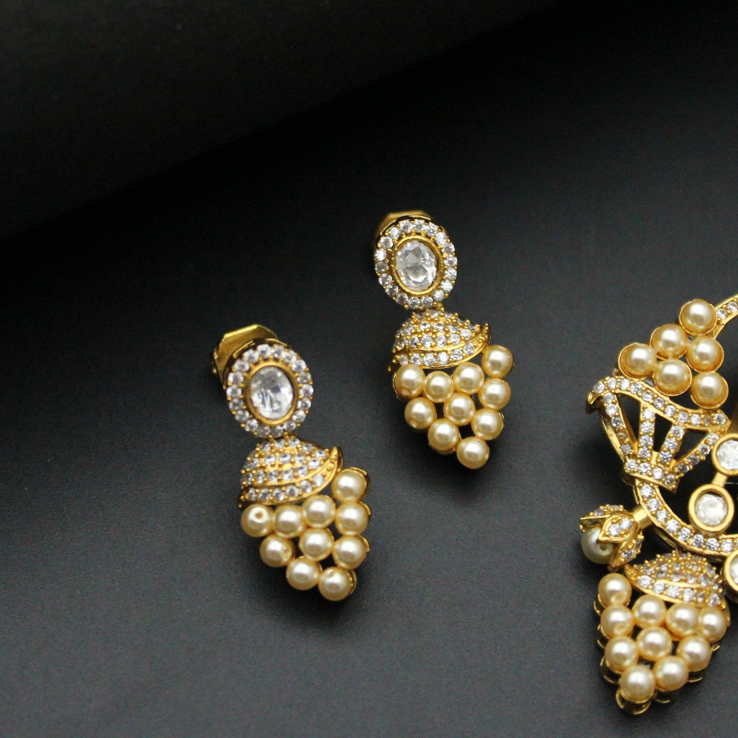 Moissanite Golden Deer Pendant Set