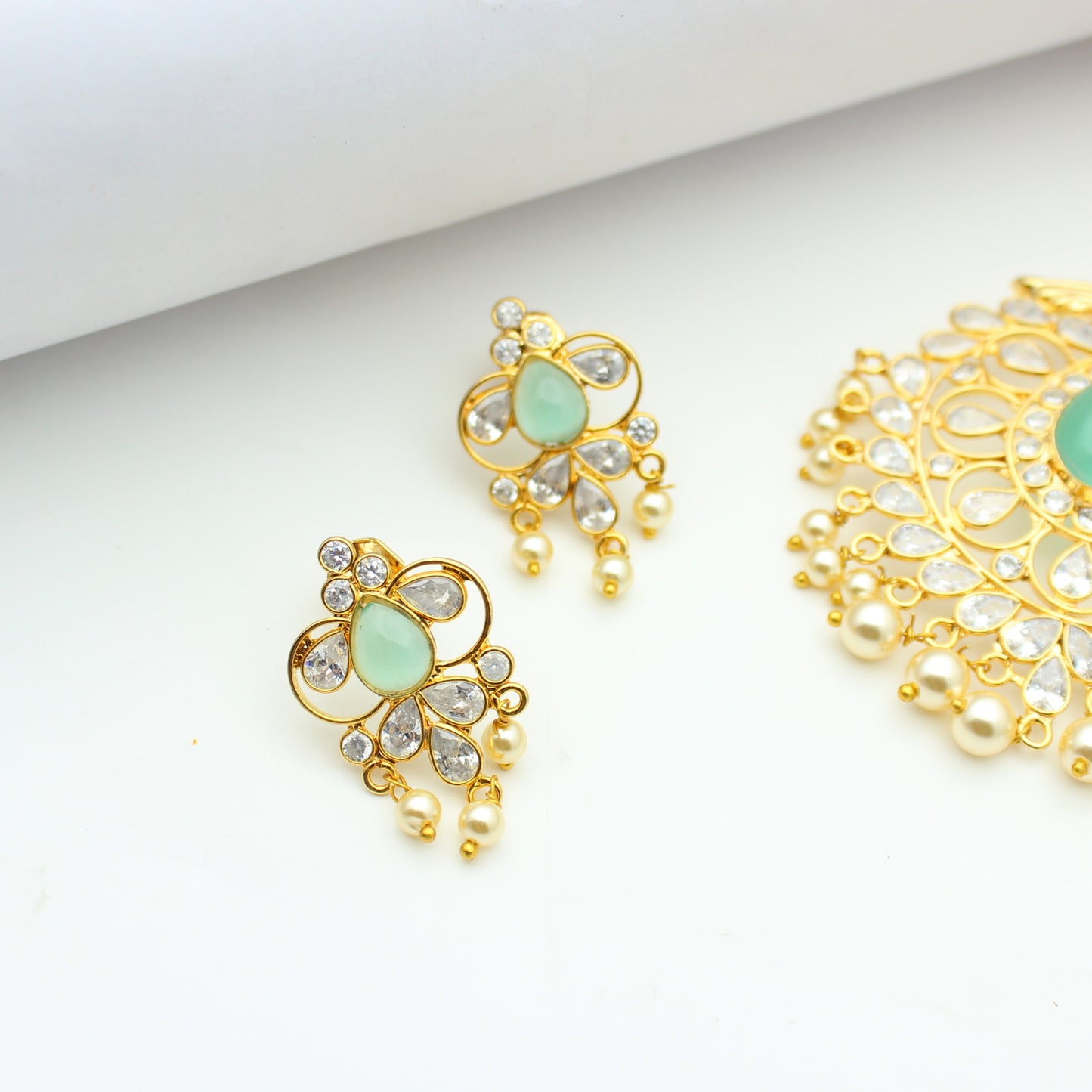 Uncut Stone Mint Green Pendant Set With Screw Back Earrings