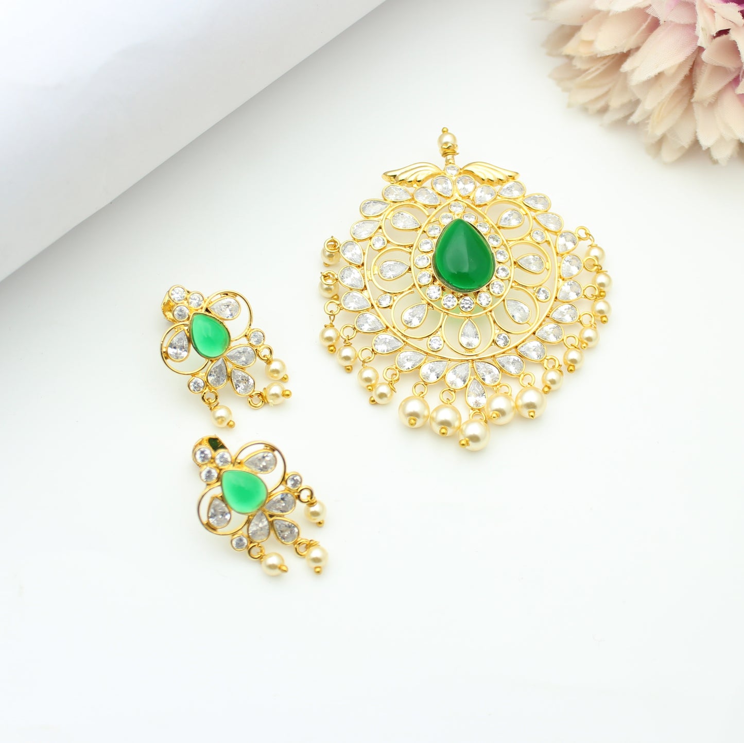 Uncut Stone Green Pendant Set