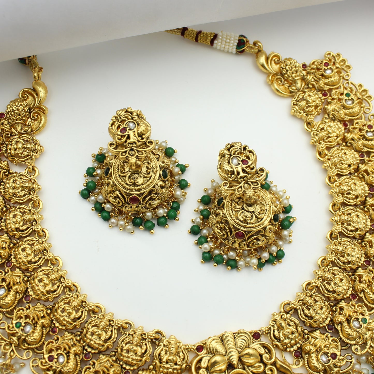 Nakshi Laxmi Broad Necklace Set With Push Back Earrings