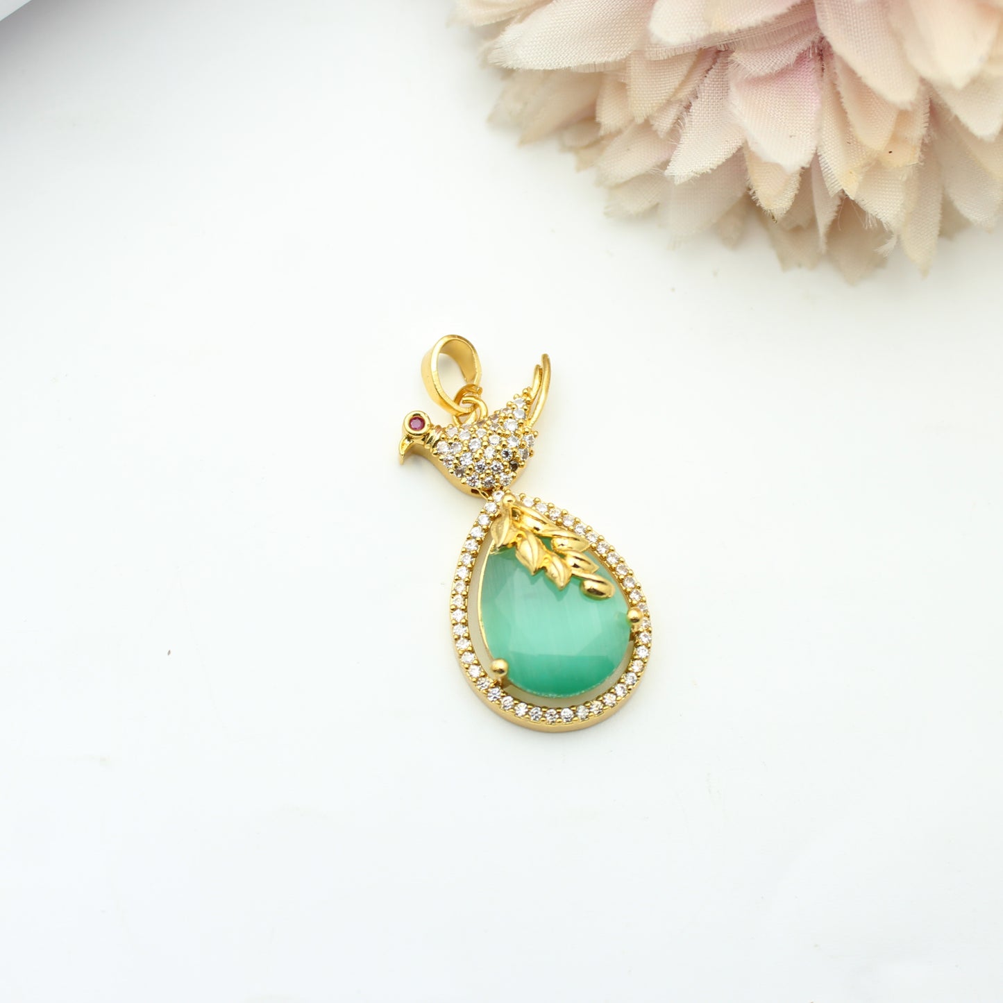 Parrot Hasli / Naan Tadu Simple Chain With Locket Mint Green Push Back Earrings (9.4 Inches)