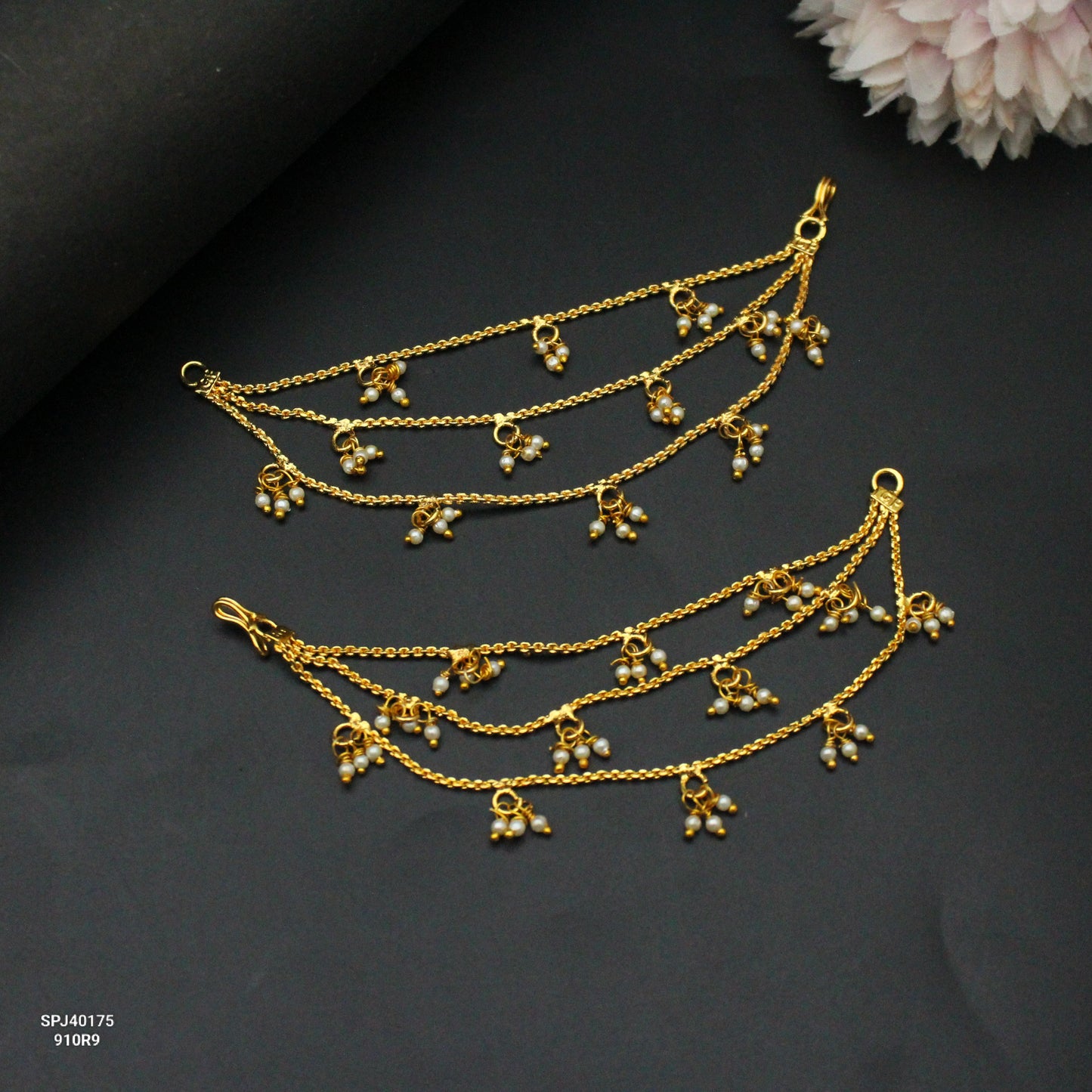 40175 Small Size Champaswaralu Pearls (4.5 Inches)