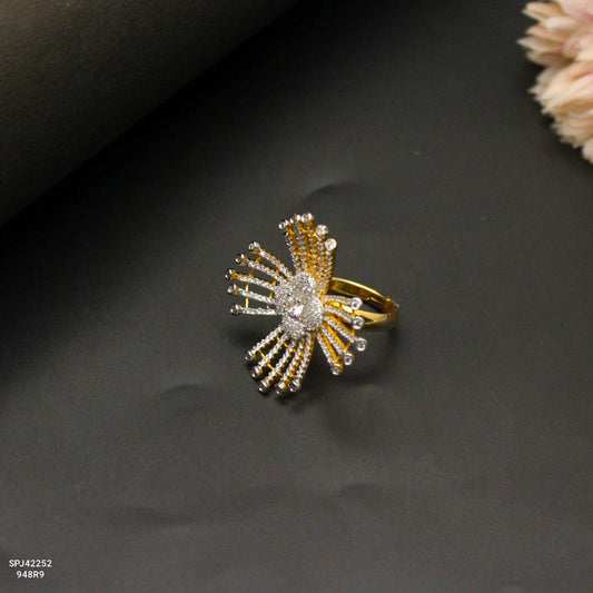 42252 GJ Full White Fancy Finger Ring