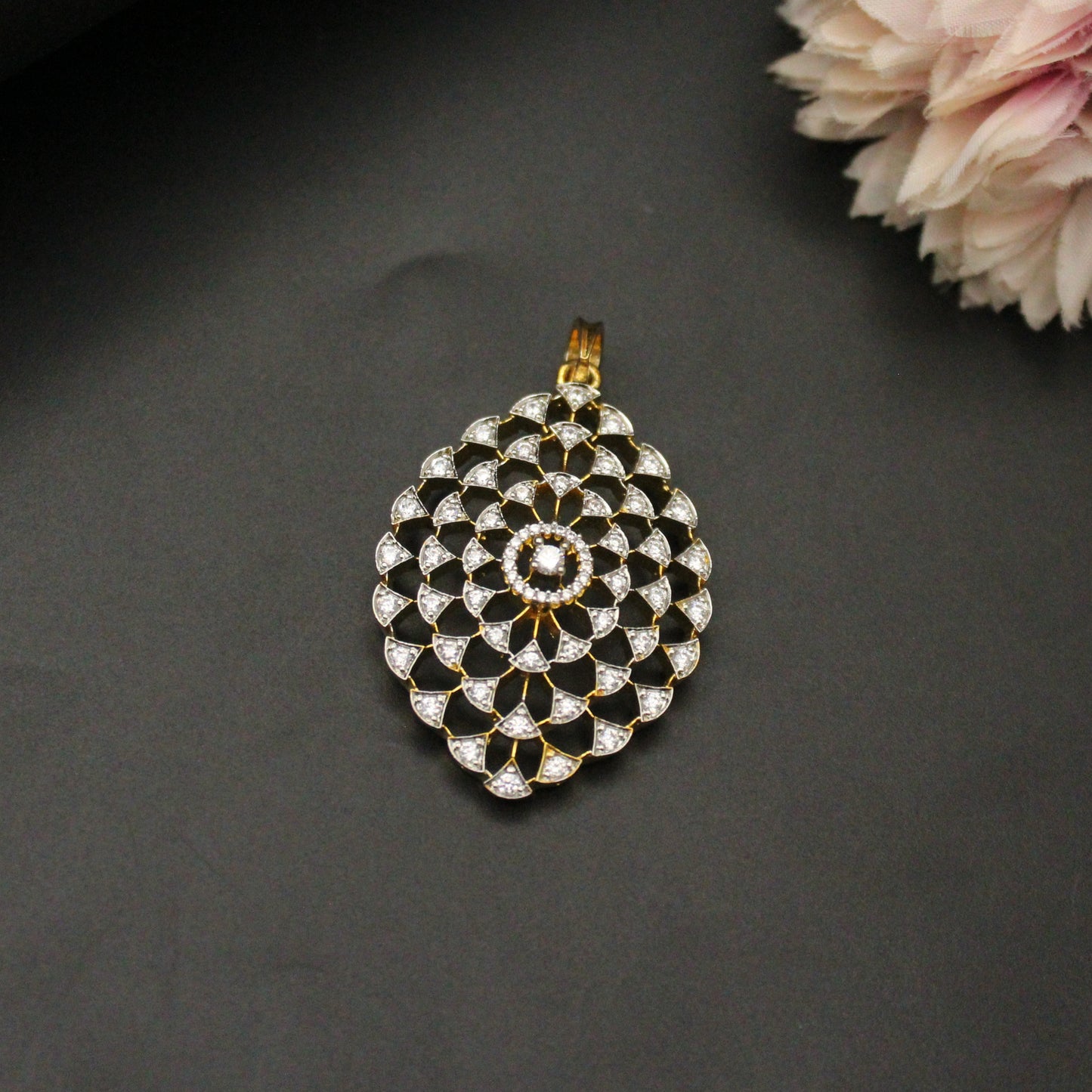 42243 GJ White Pendant Set