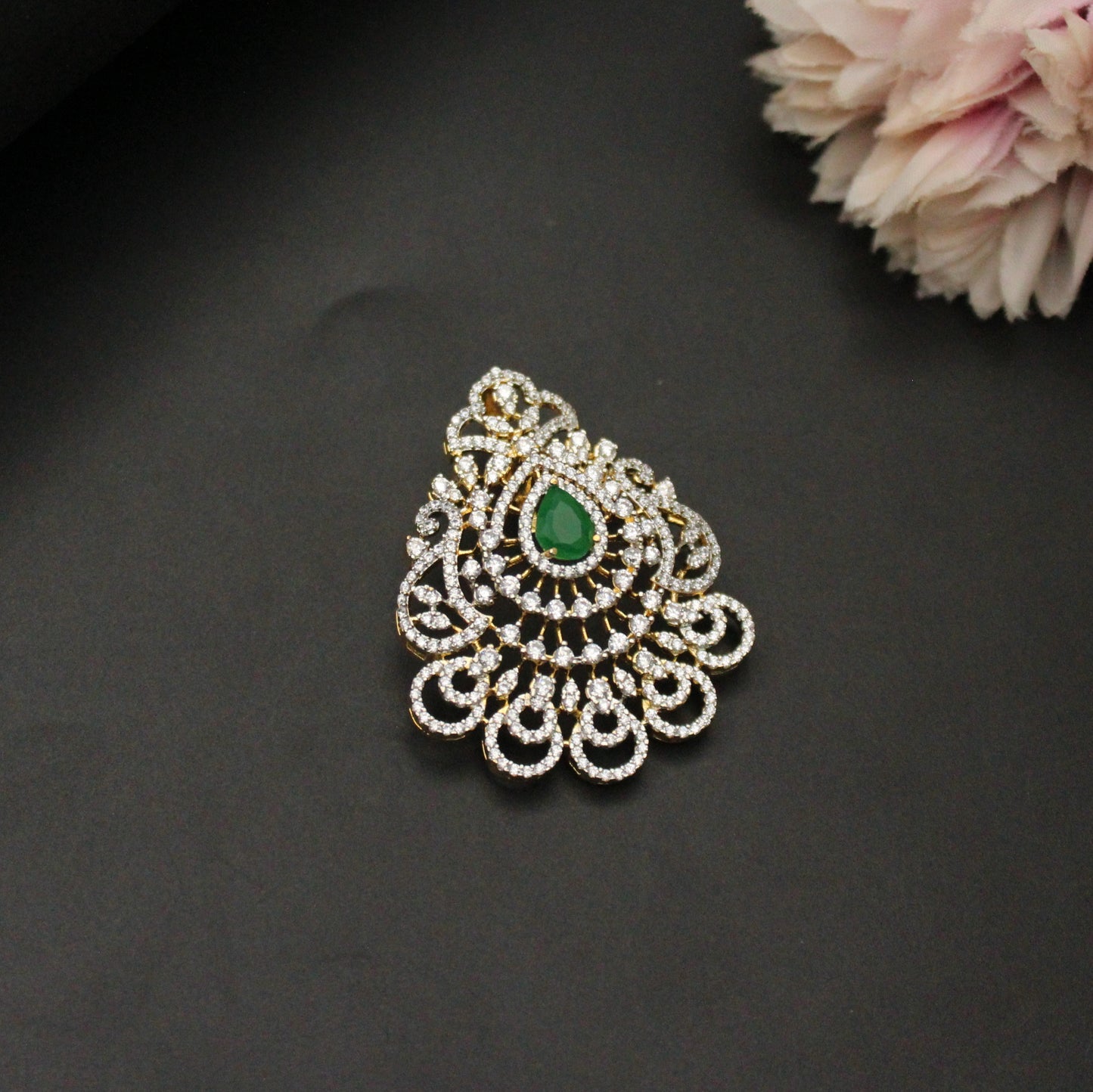42246 GJ Green Pendant Set