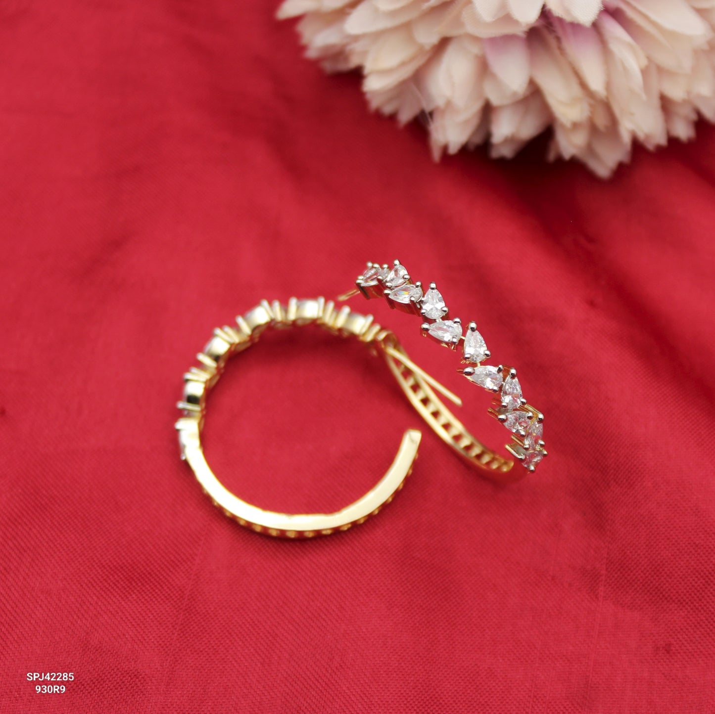 42285 GJ Round Fancy Earrings