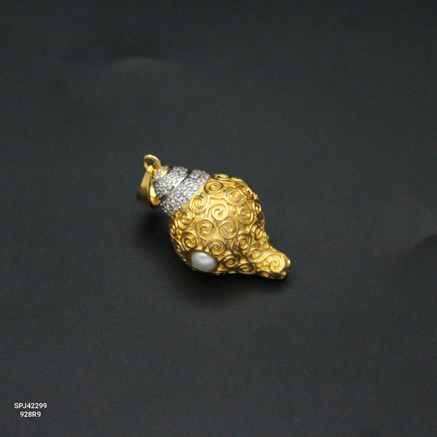 42299 GJ Shank Locket