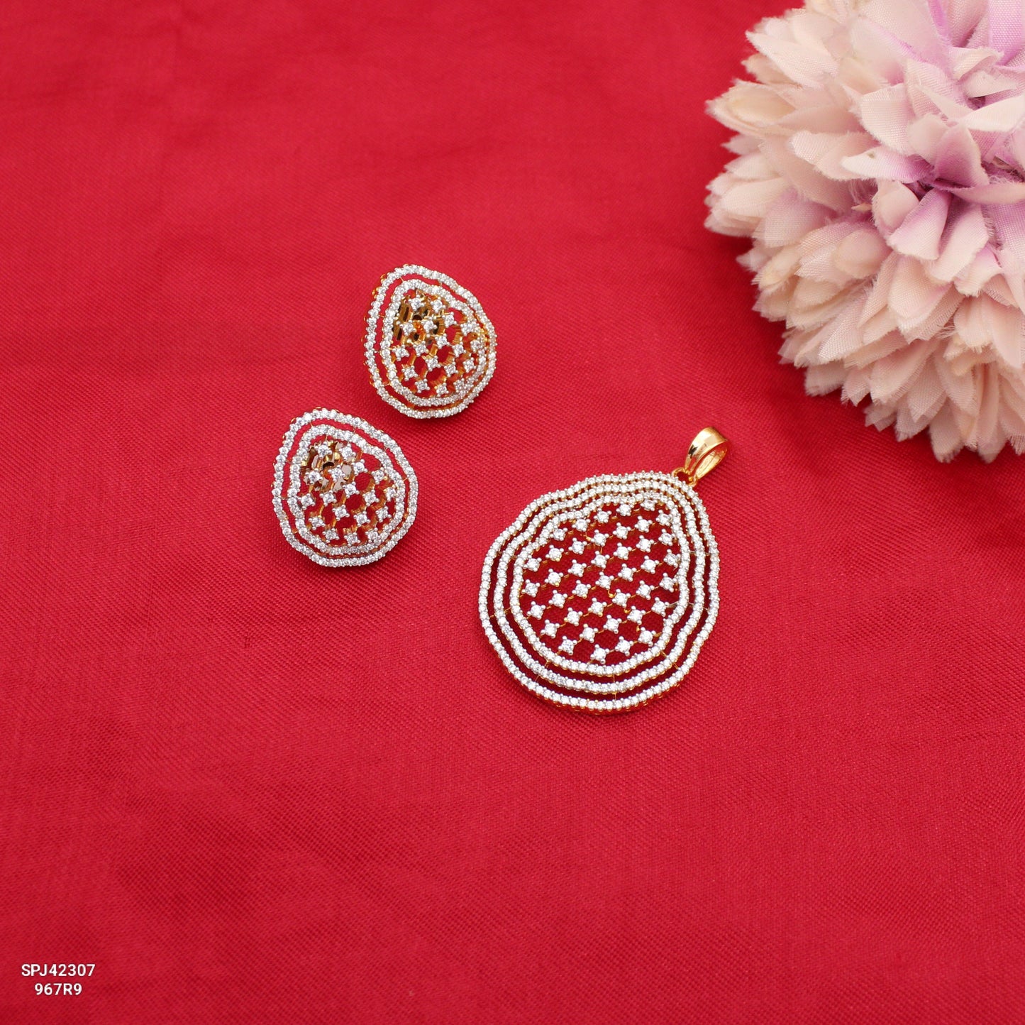 42307 Diamond Look Pendant Set
