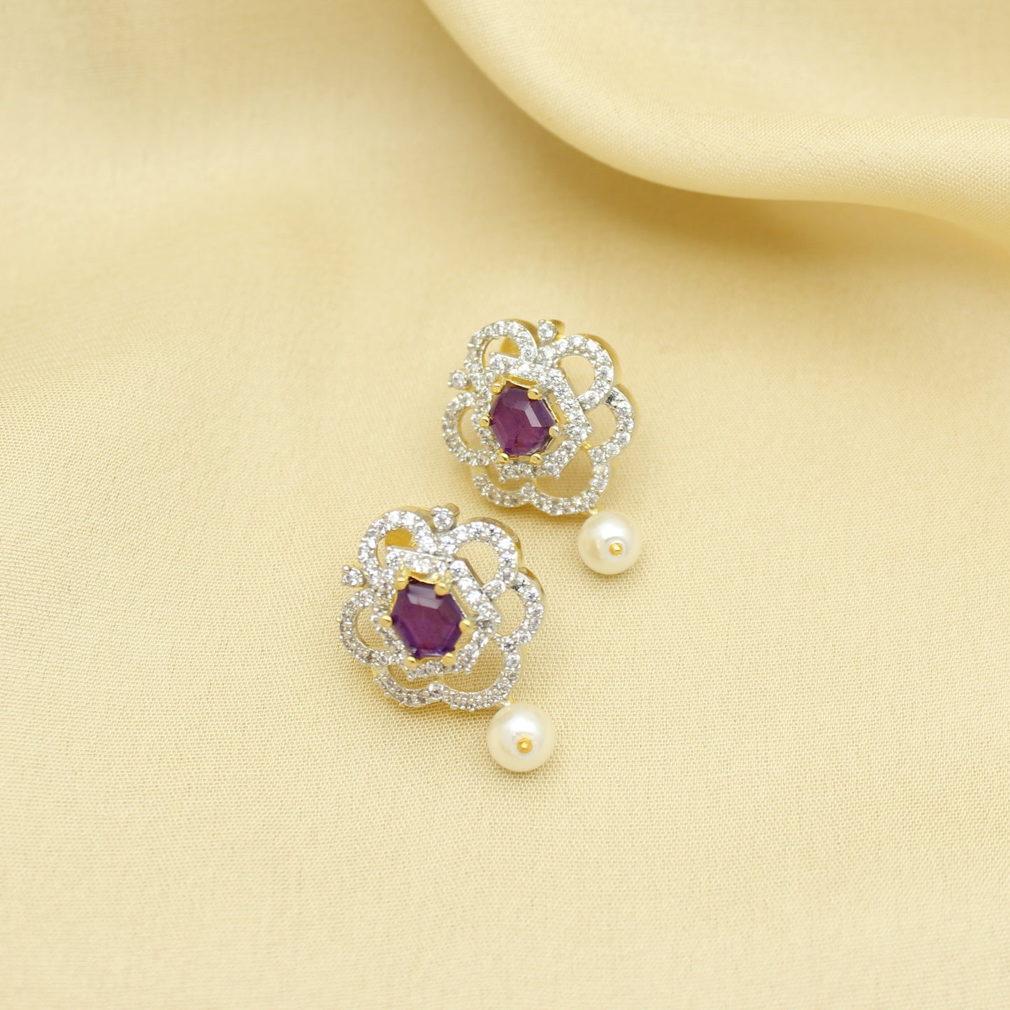 42374 Diamond Look Purple Pendant Set With Screw Back Earrings