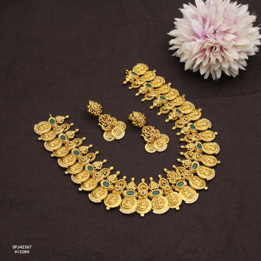 42367 Nakshi Laxmi Kasulu Short Necklace Set With Screw Back Earrings