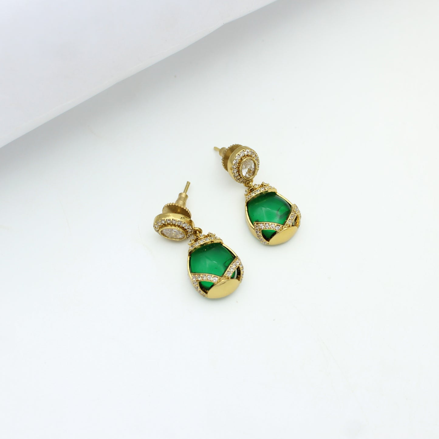 39965 Victorian Double Peacock Green Stone Pendant Set Openable Hook With Push Back Earrings