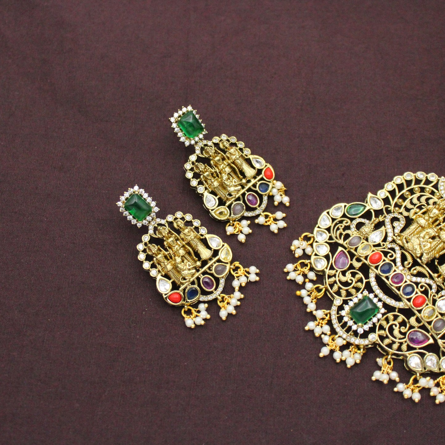 41572 Victorian Multi Stone Ramaparivar Grand Pendant Set Openable Hook With Push Back Earrings