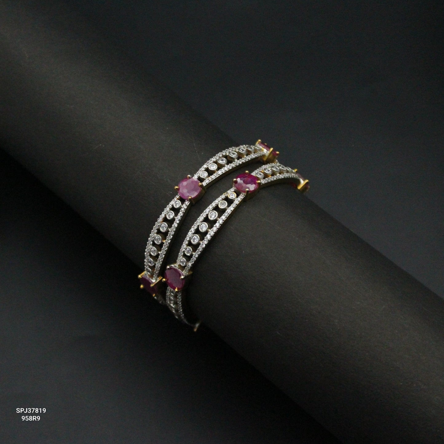 37819 GJ Red Bangles