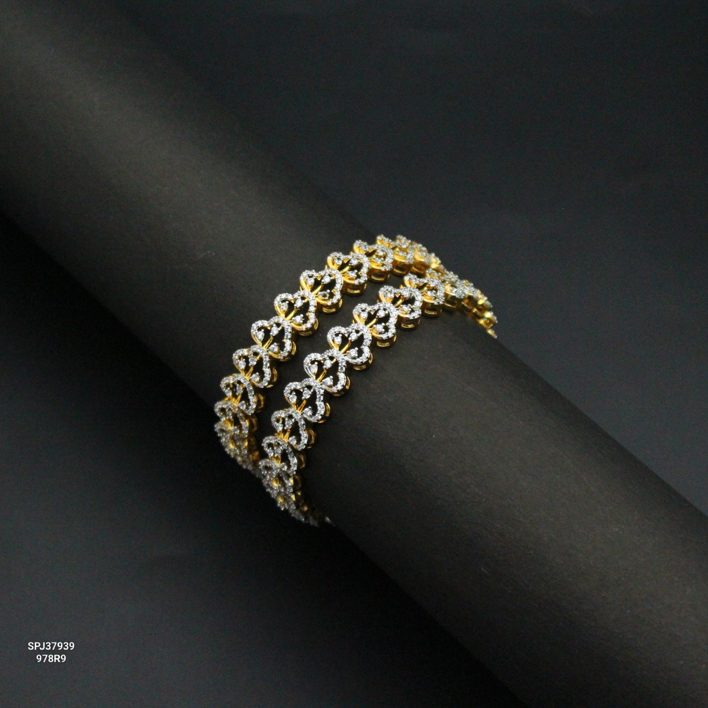 37939 Diamond Look Fancy Bangles 2'4
