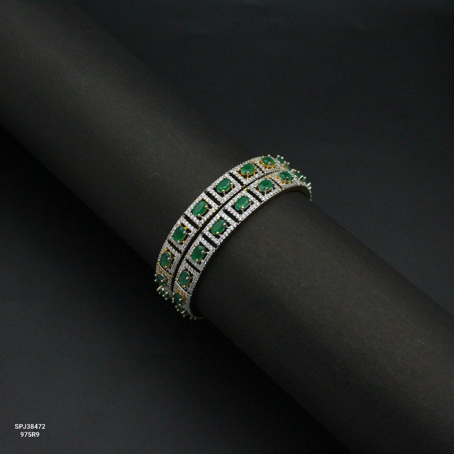 38472 GJ Green Square Stone Bangles