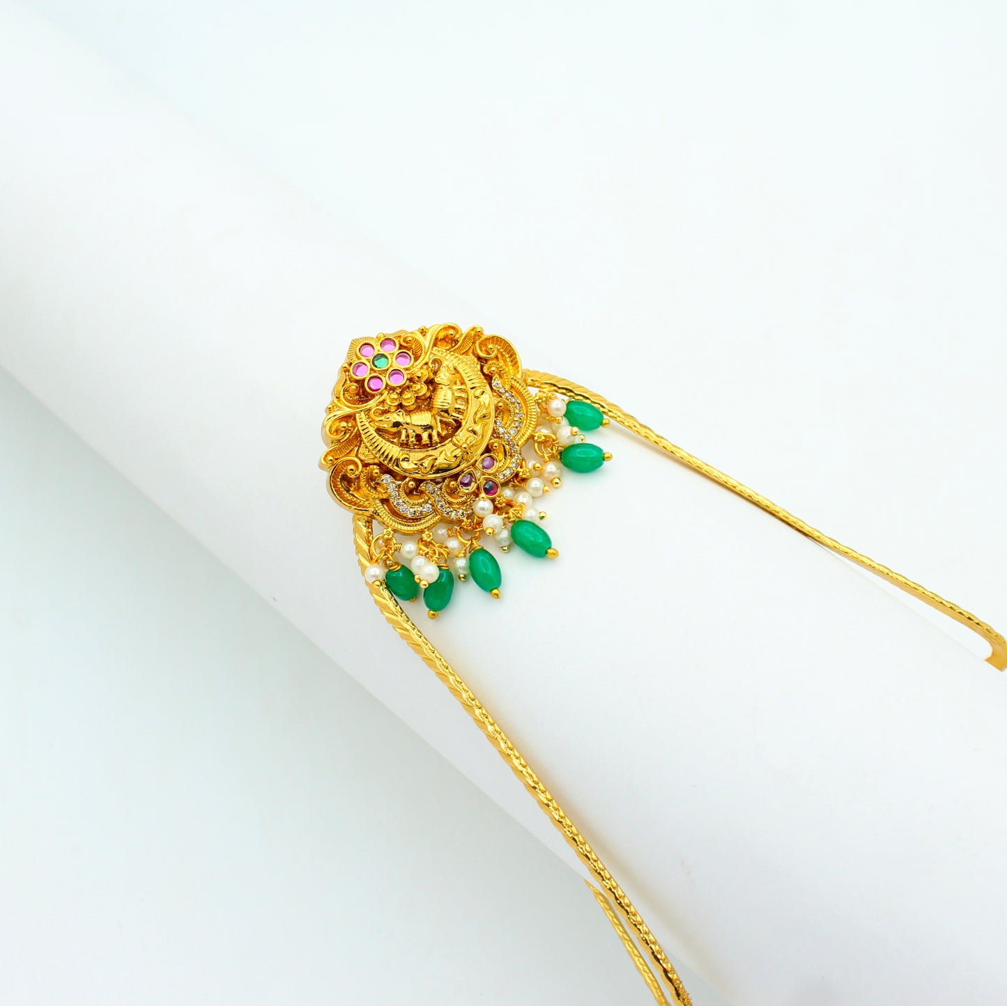42422 Nakshi Double Peacock Arra Vanki With Green Beads