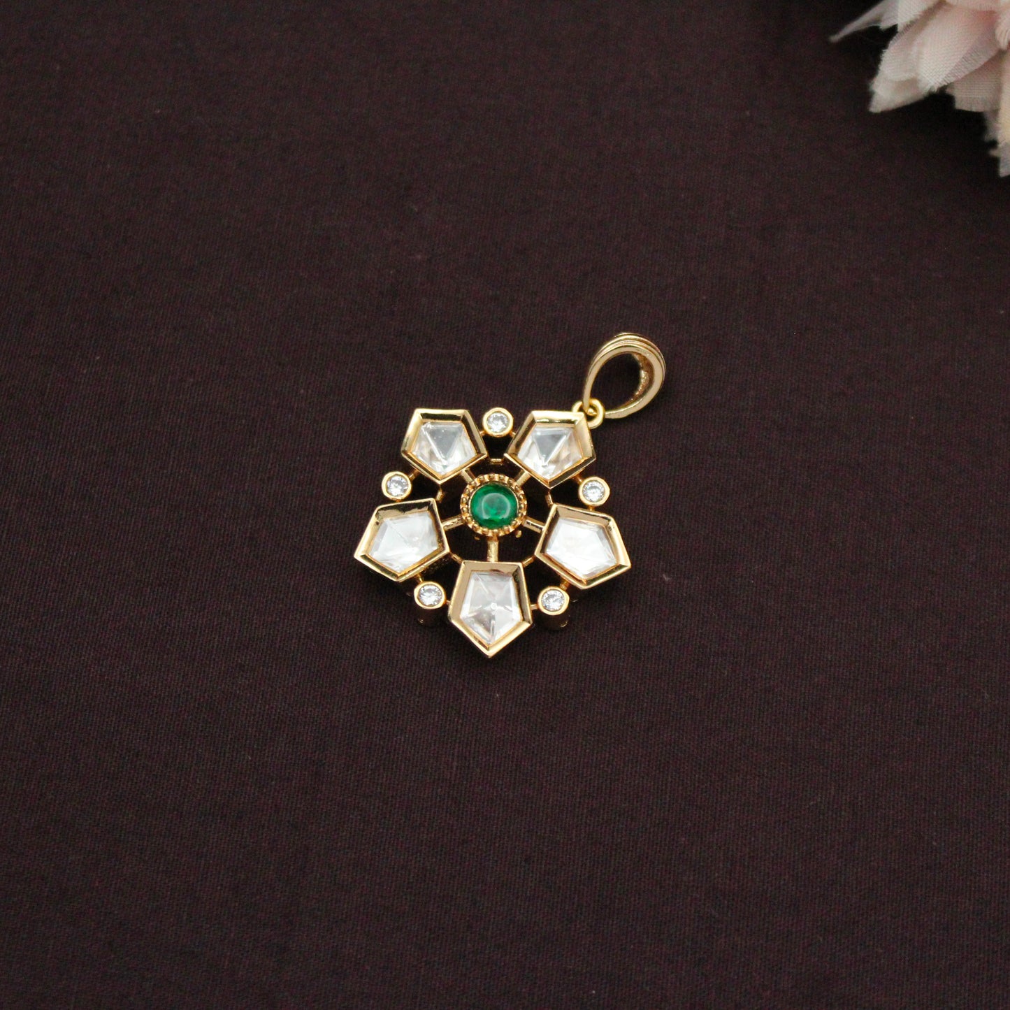 42445 Green Floral Pendant Set Push Back Earrings