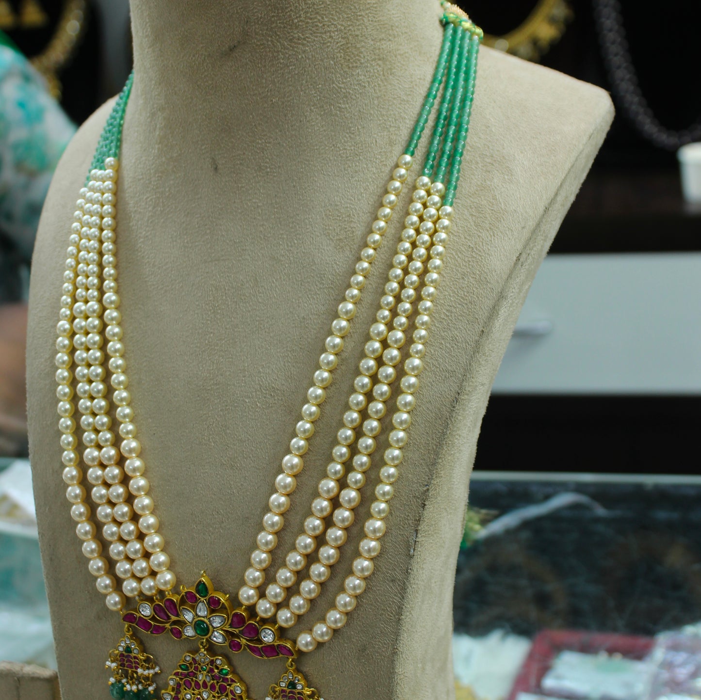 42317 4 Lines Swarovski Beads Mala Green Onex Beads With Jadau Locket