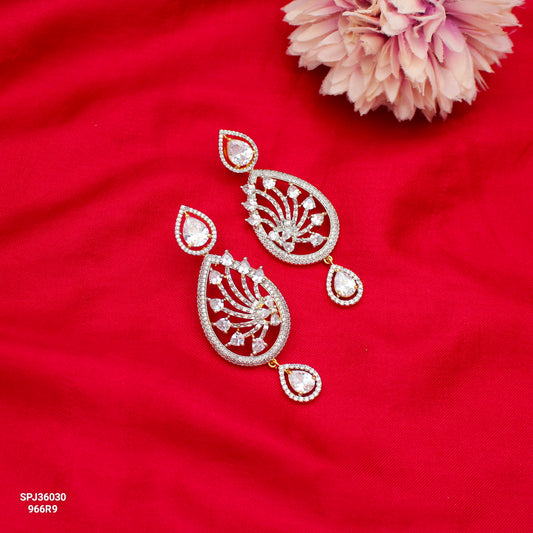 36030 GJ Earrings White