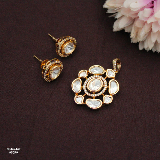 42449 Moissanite Rose Rold Flower Full White Pendant Set With Push Back Earrings