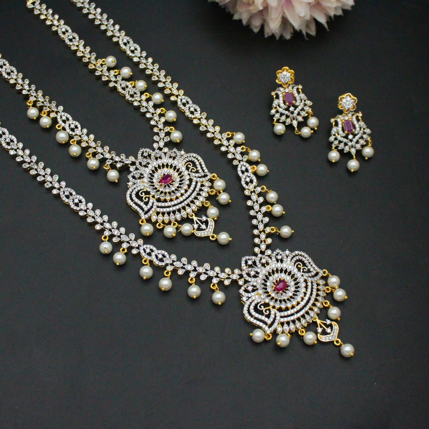 4184 Diamond Look Flower Red Combo Necklace Set With Push Back Earrings