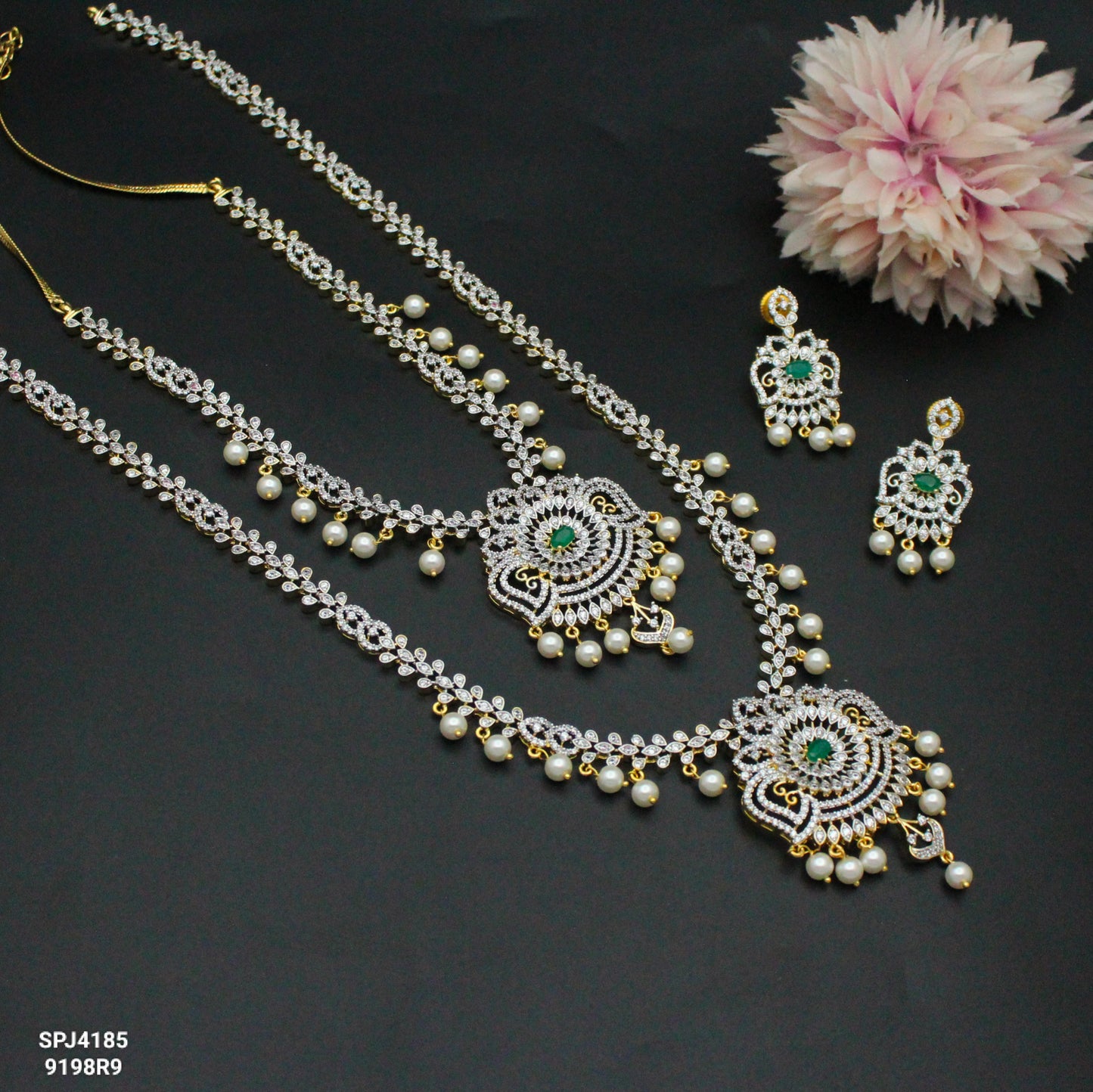 4185 Diamond Look Flower Green Combo Necklace Set With Push Back Earrings