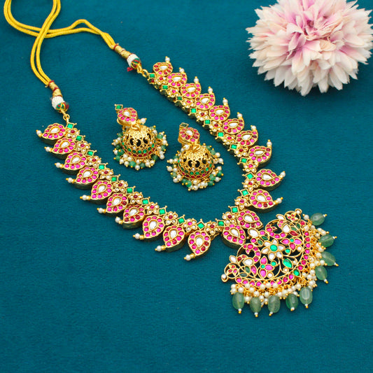42478 Mango Short Necklace Set With Green Beads Push Back Earrings