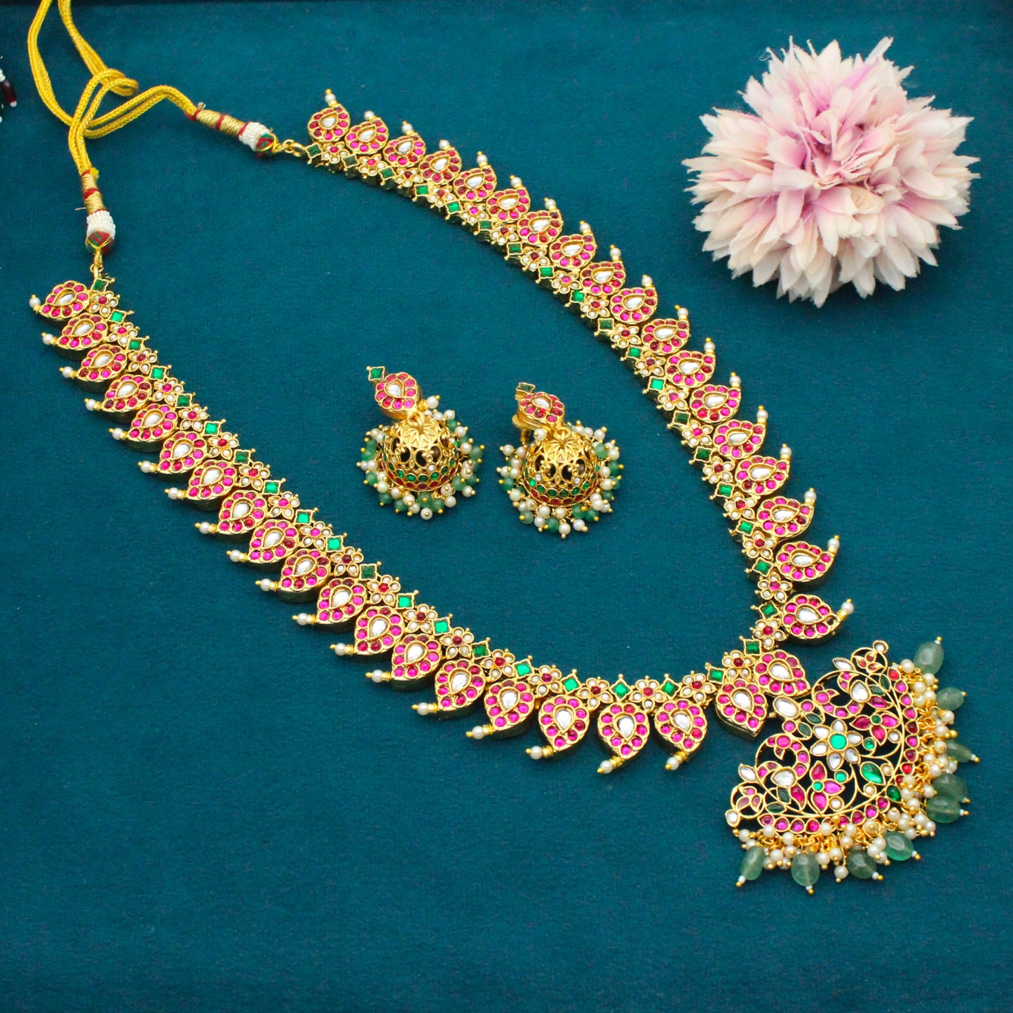 42476 Mango Long Necklace Set With Green Beads & Push Back Earrings