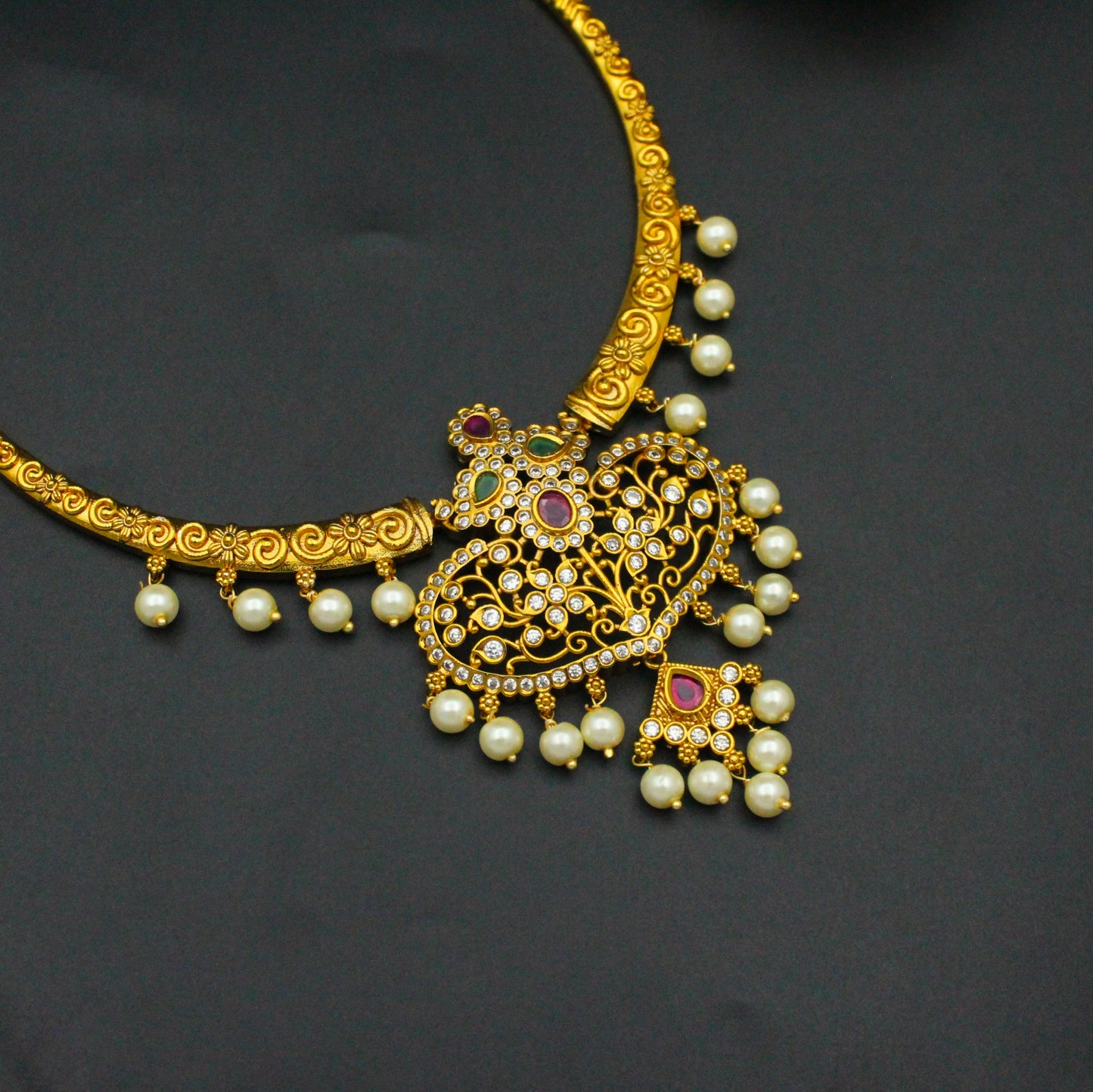 42495 Floral Mutli Stone Kante With Push Back Earrings