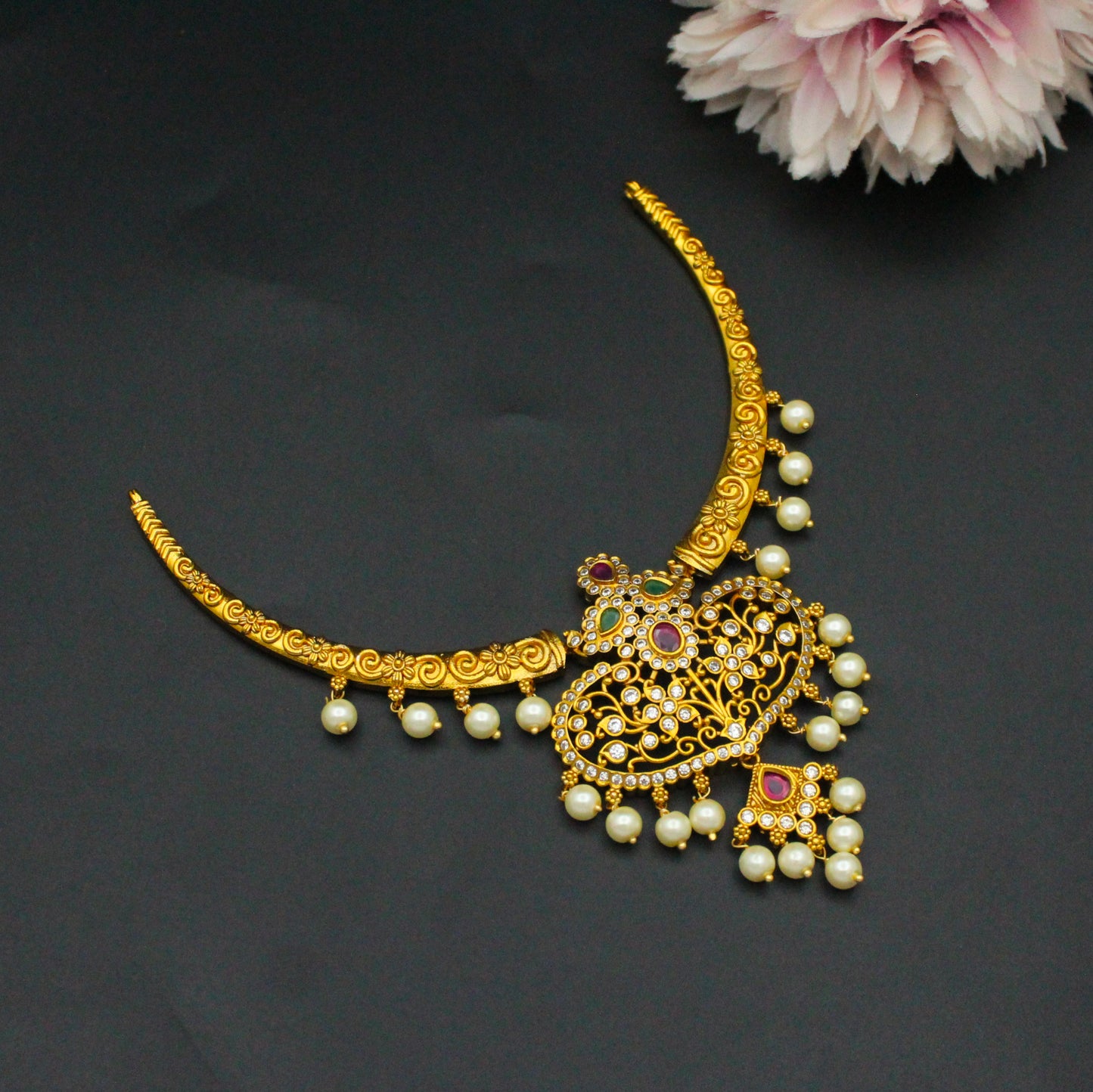 42495 Floral Mutli Stone Kante With Push Back Earrings