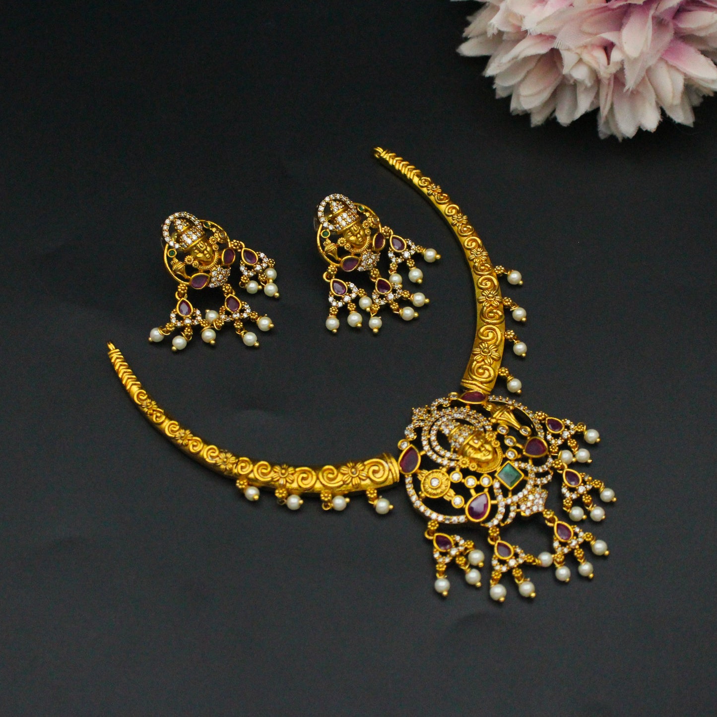 42494 Balaji design nakshi kanthe with earrings