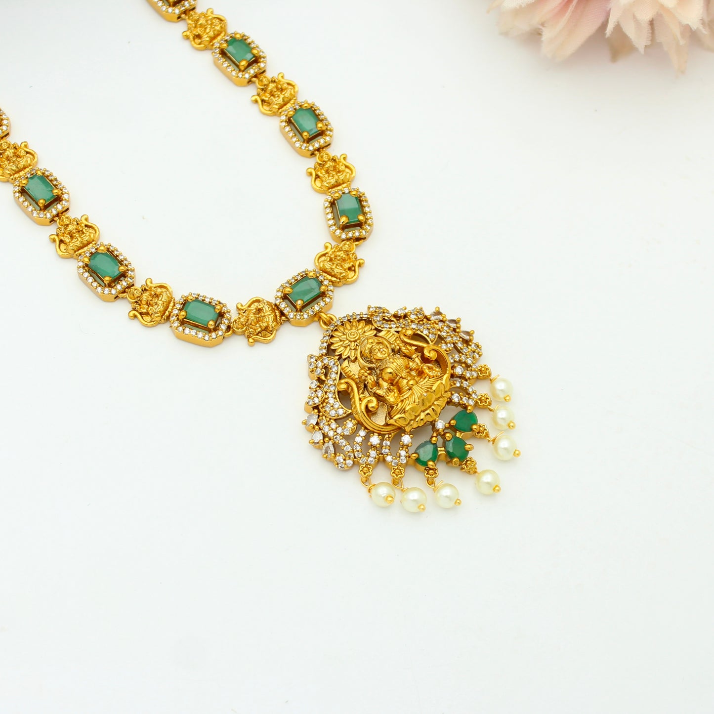 42492 Nakshi Laxmi Green Stone Short Necklace