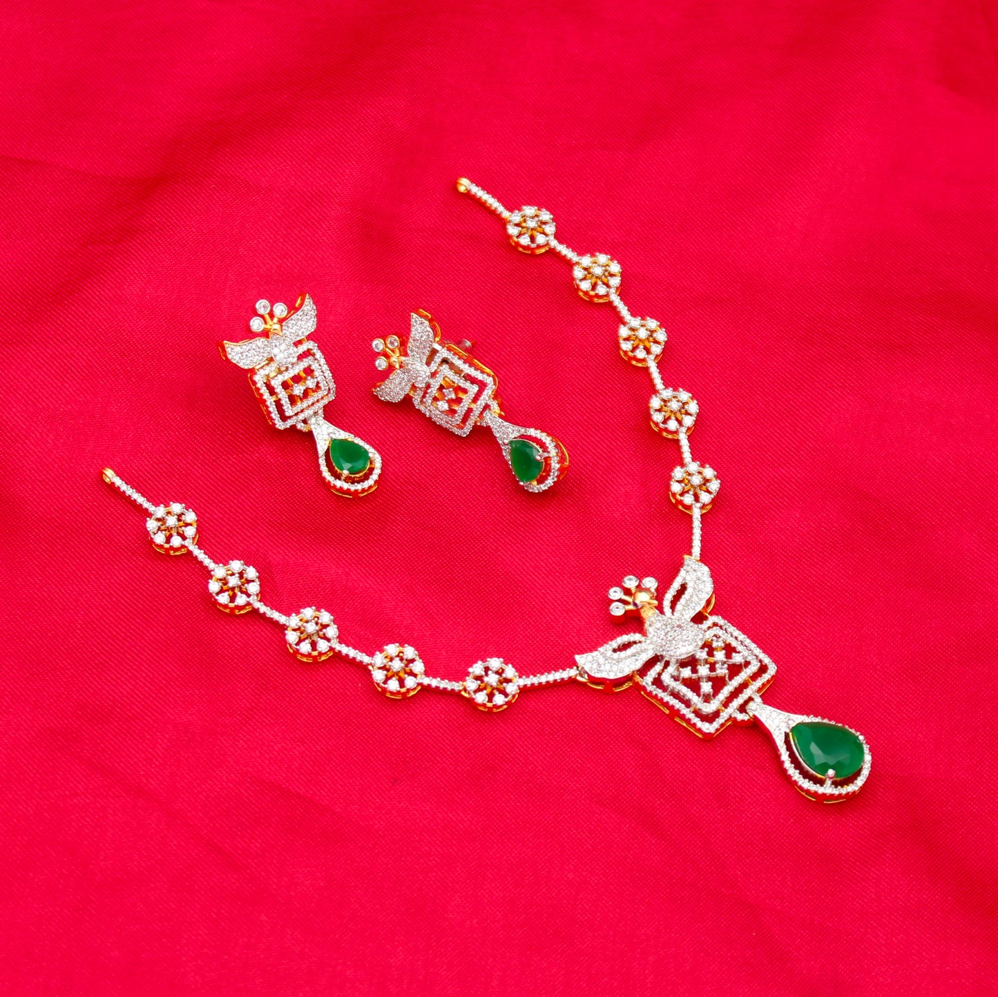 42517 GJ Fancy Short Necklace Green