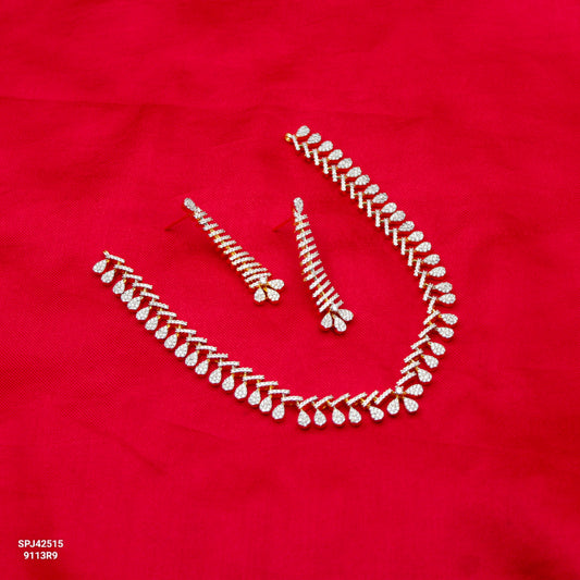 42515 GJ Full White Short Necklace