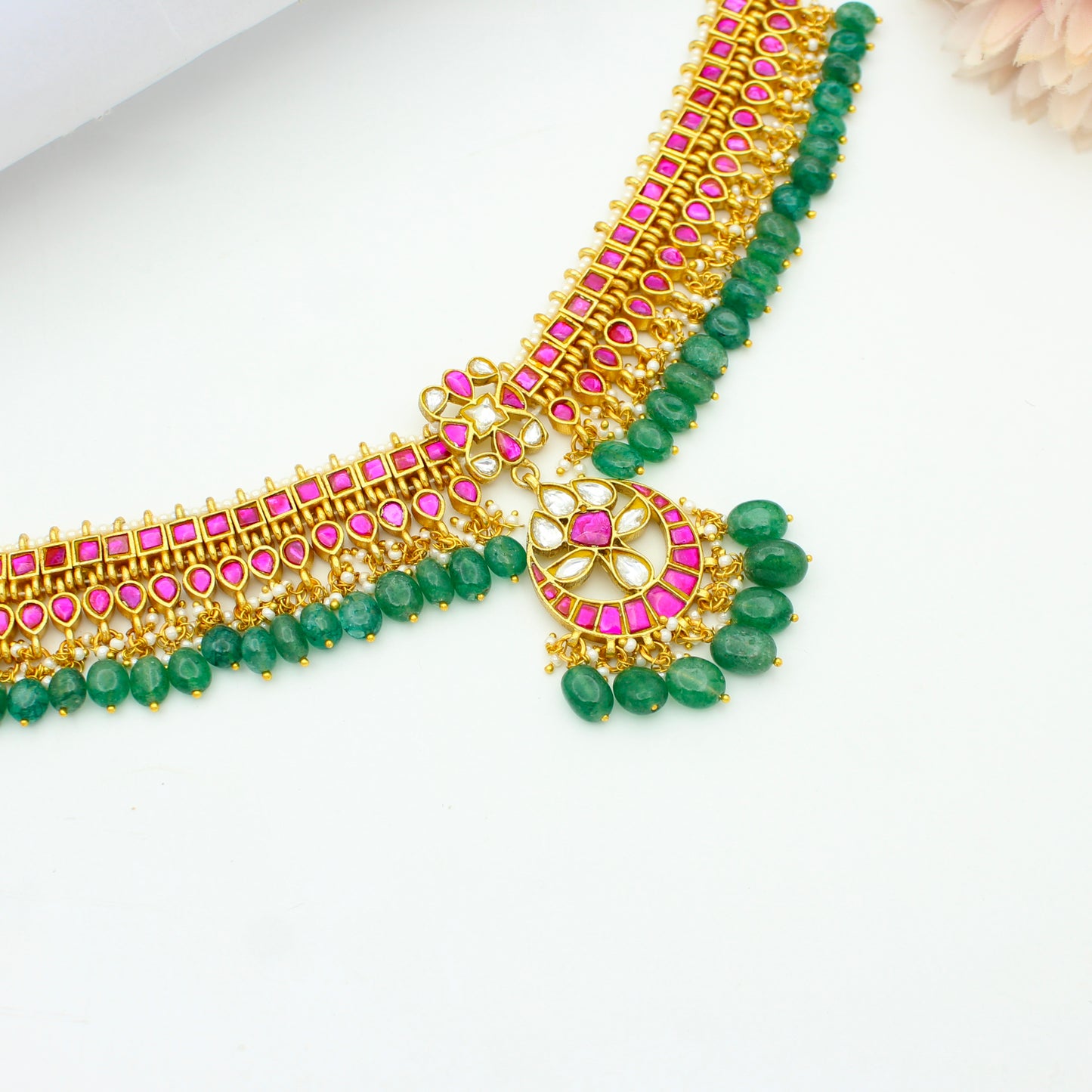 42467 Fully flexible Jadau Necklace