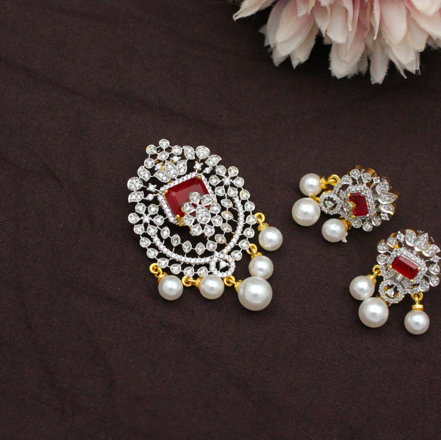 42559  GJ Pendant Set Red