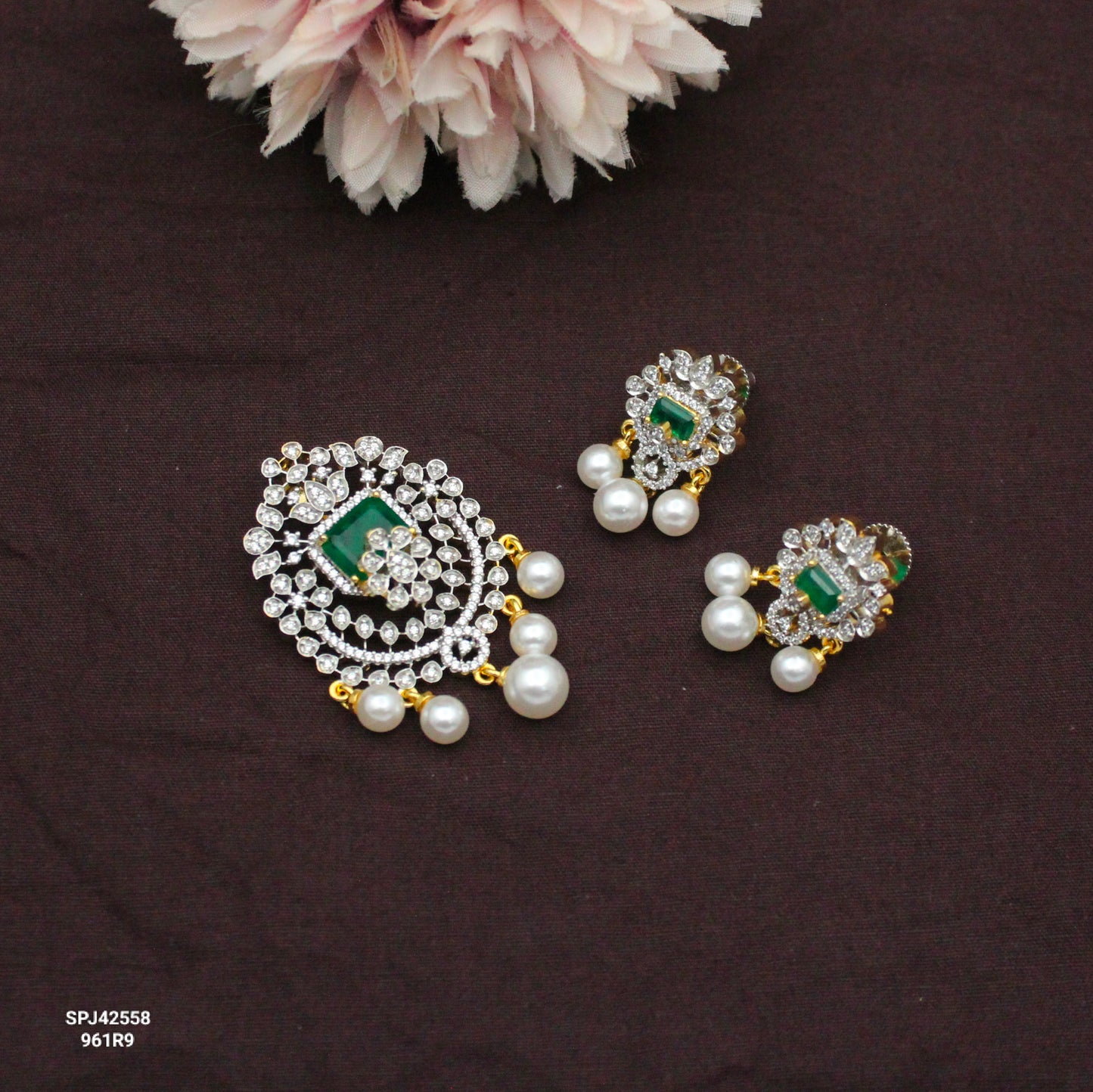 42558 GJ Pendant Set Green