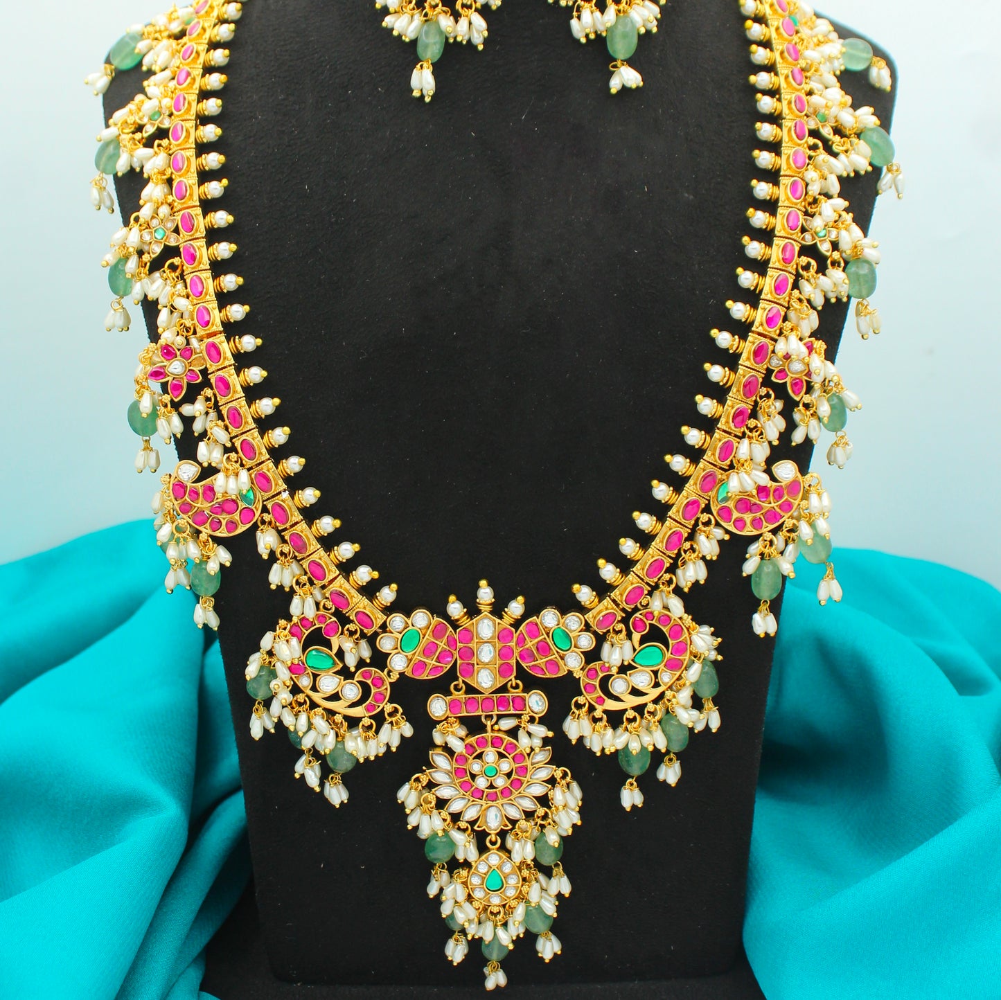 42571 Jadau Guttapusalu Long Necklace Set