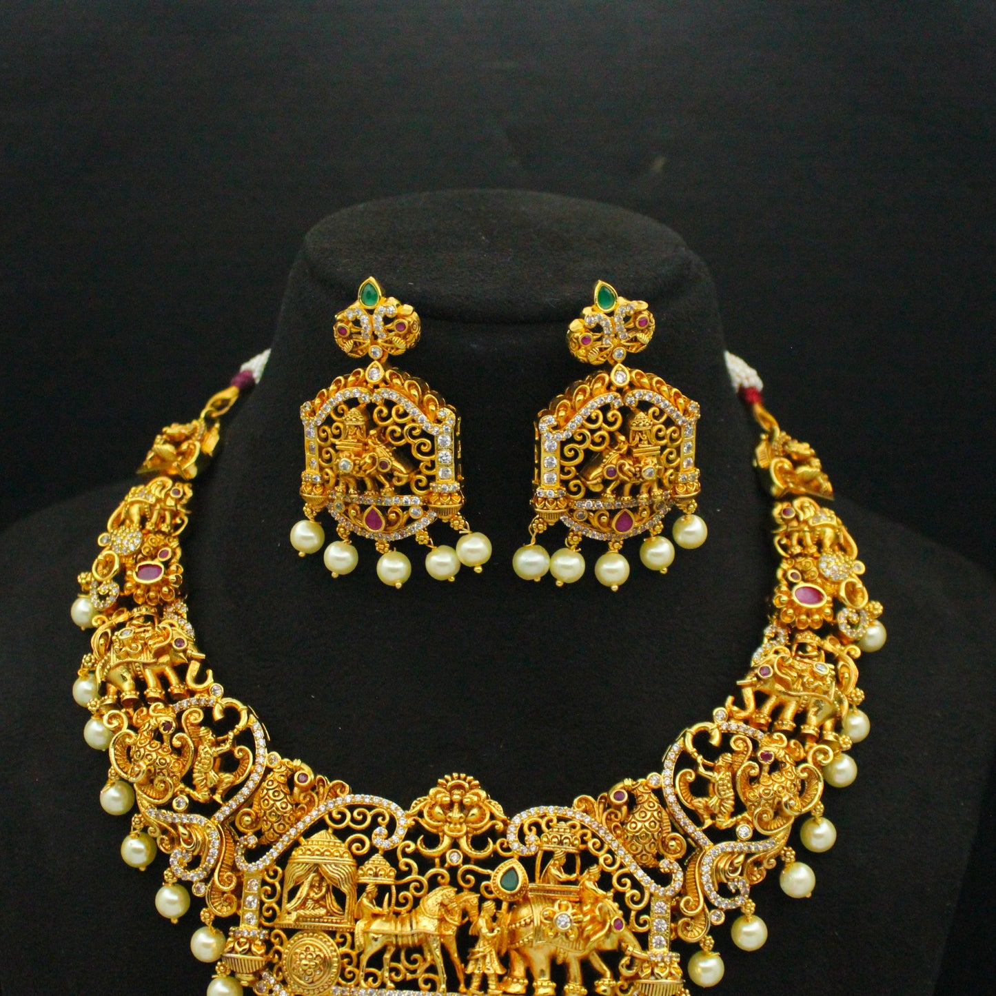 42168 Nakshi Necklace Short With Screw Back Earrings