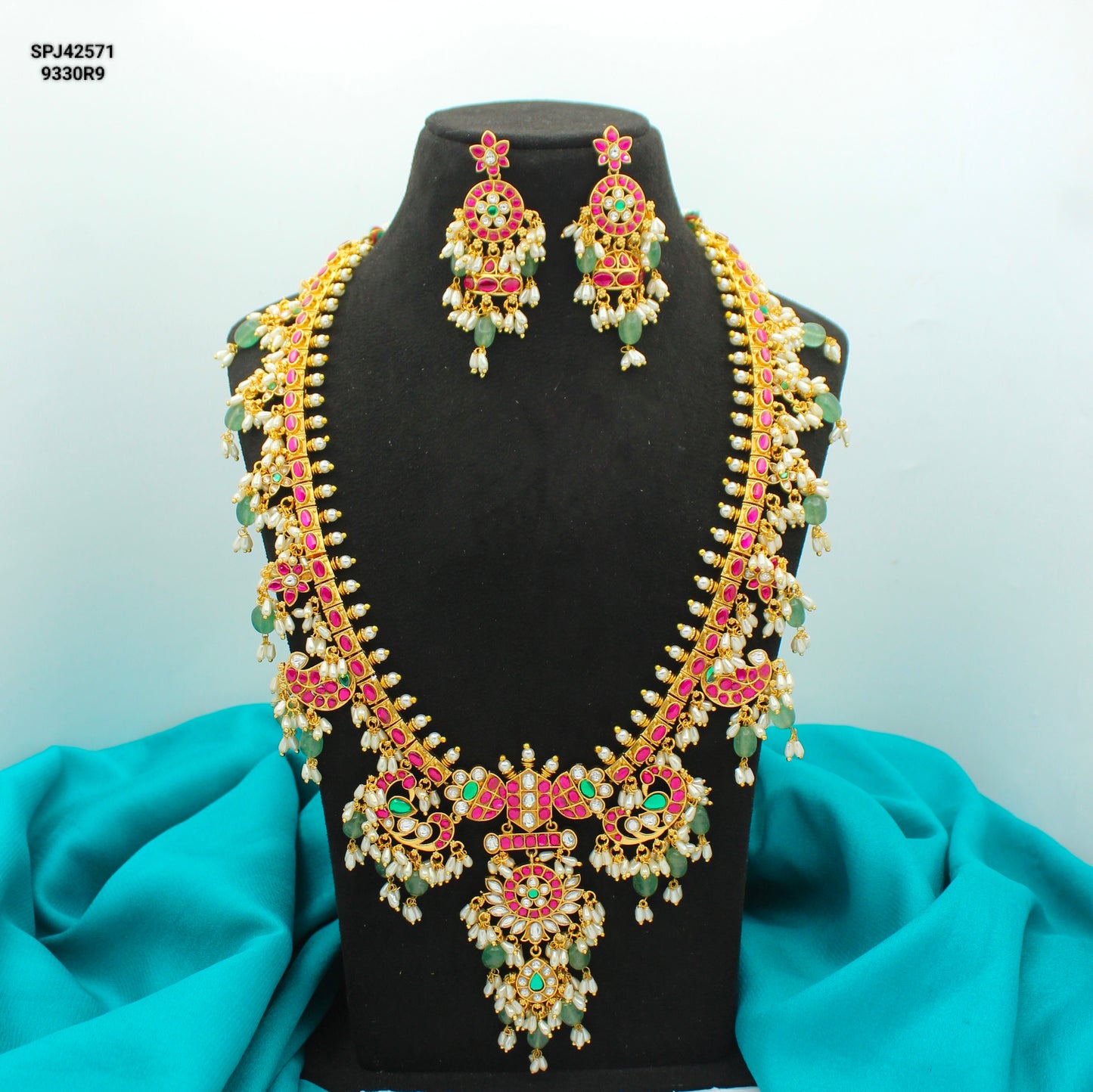 42571 Jadau Guttapusalu Long Necklace Set