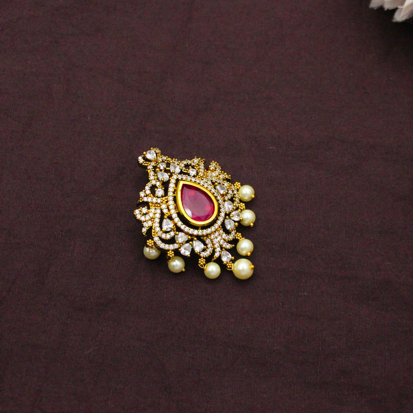 38561 Victorian Red Pendant Set