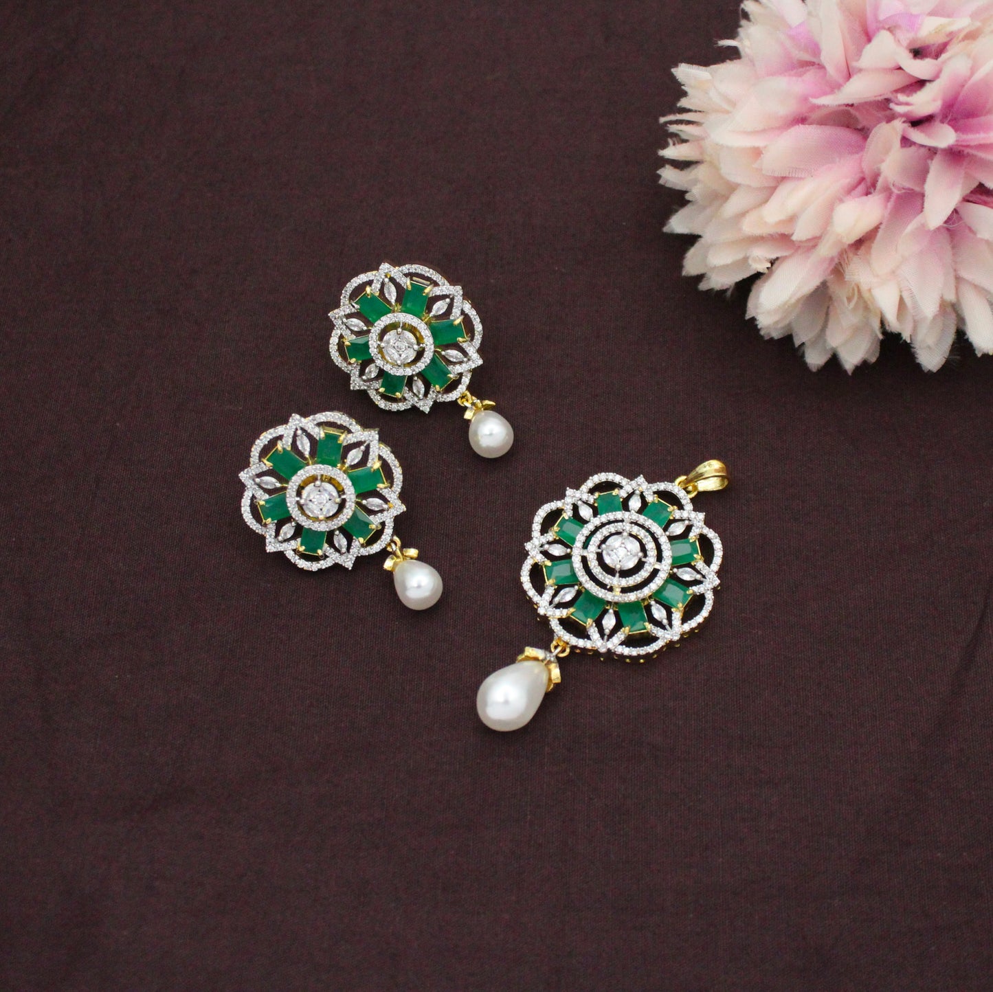 GJ Green Pendant Set With Push Back Earrings